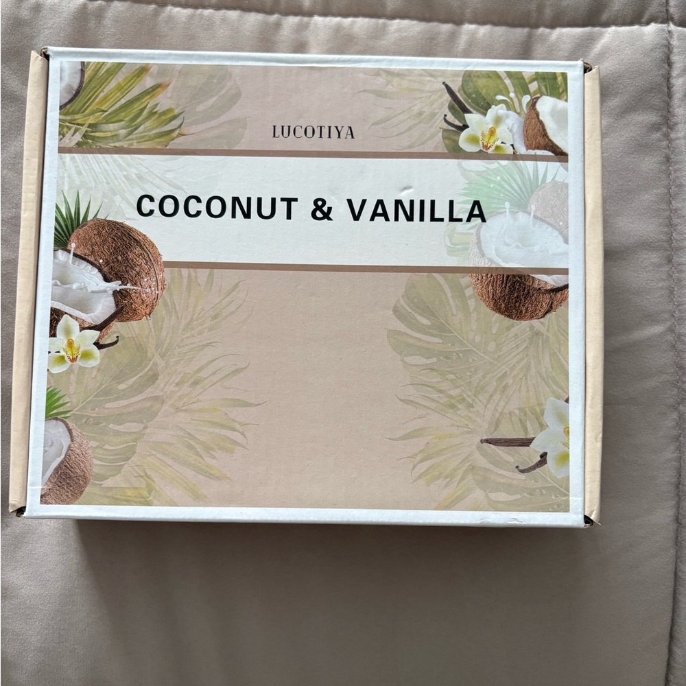 Lucotiya Coconut & Vanilla Box